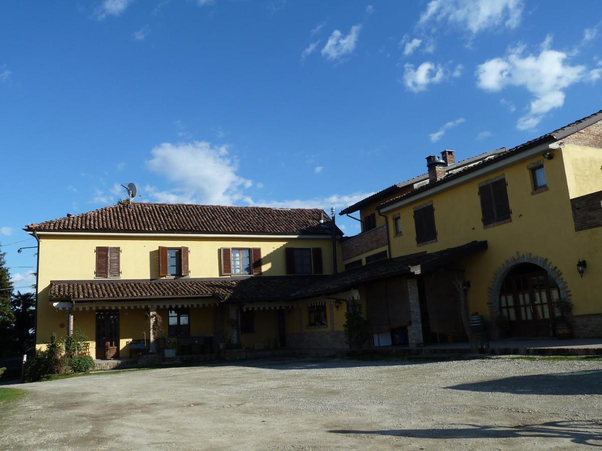 Agriturismo San Martino Castiglione Tinella المظهر الخارجي الصورة