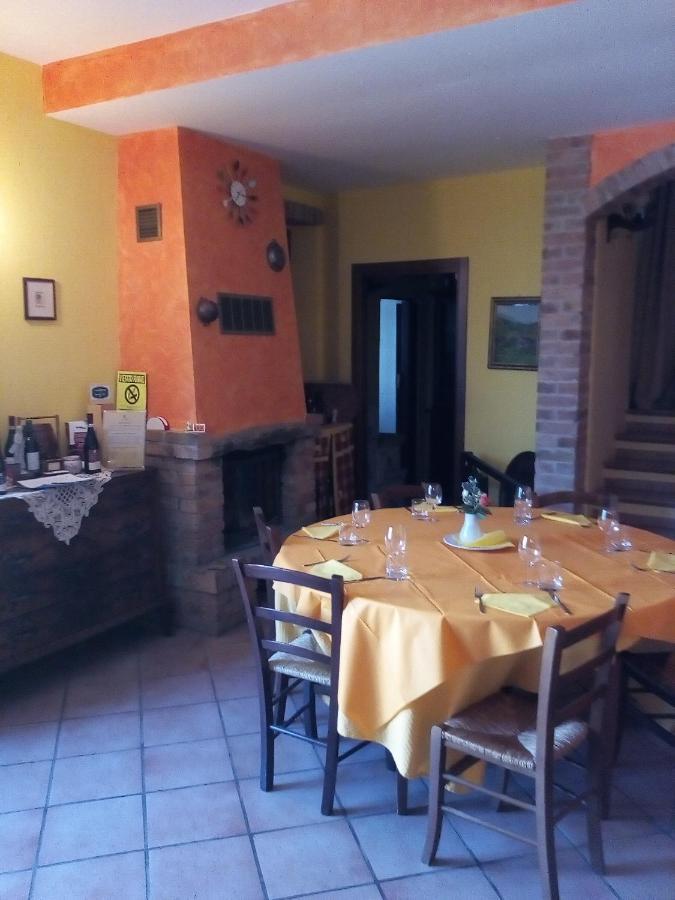 Agriturismo San Martino Castiglione Tinella المظهر الخارجي الصورة