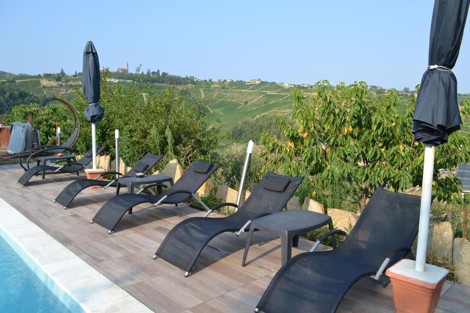 Agriturismo San Martino Castiglione Tinella المظهر الخارجي الصورة